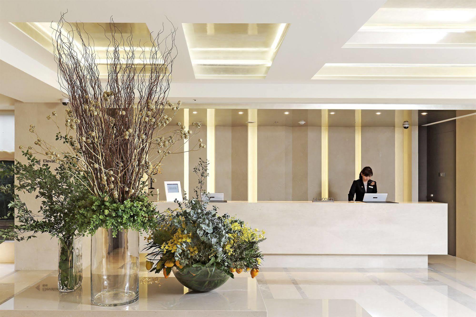 Hotel Cozzi Minsheng Taipei Exteriör bild
